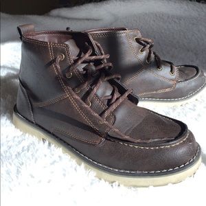 Boys size 6 dress boots