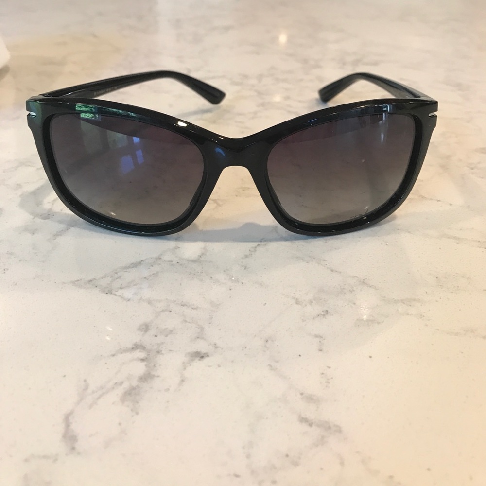 Oakley sunglasses