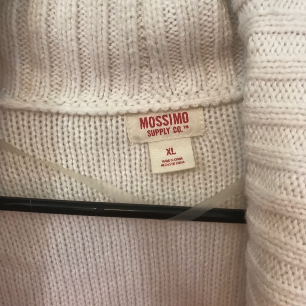 Mossimo sweater