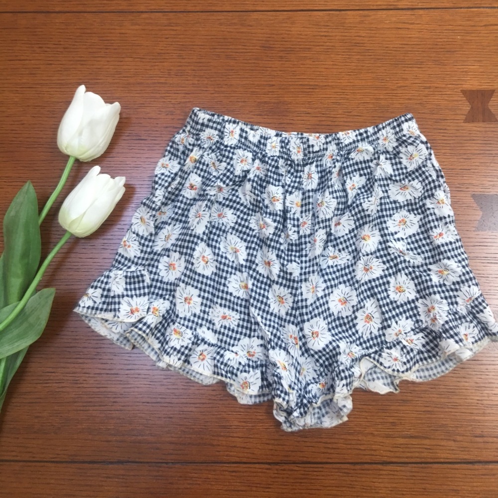 Flowy shorts