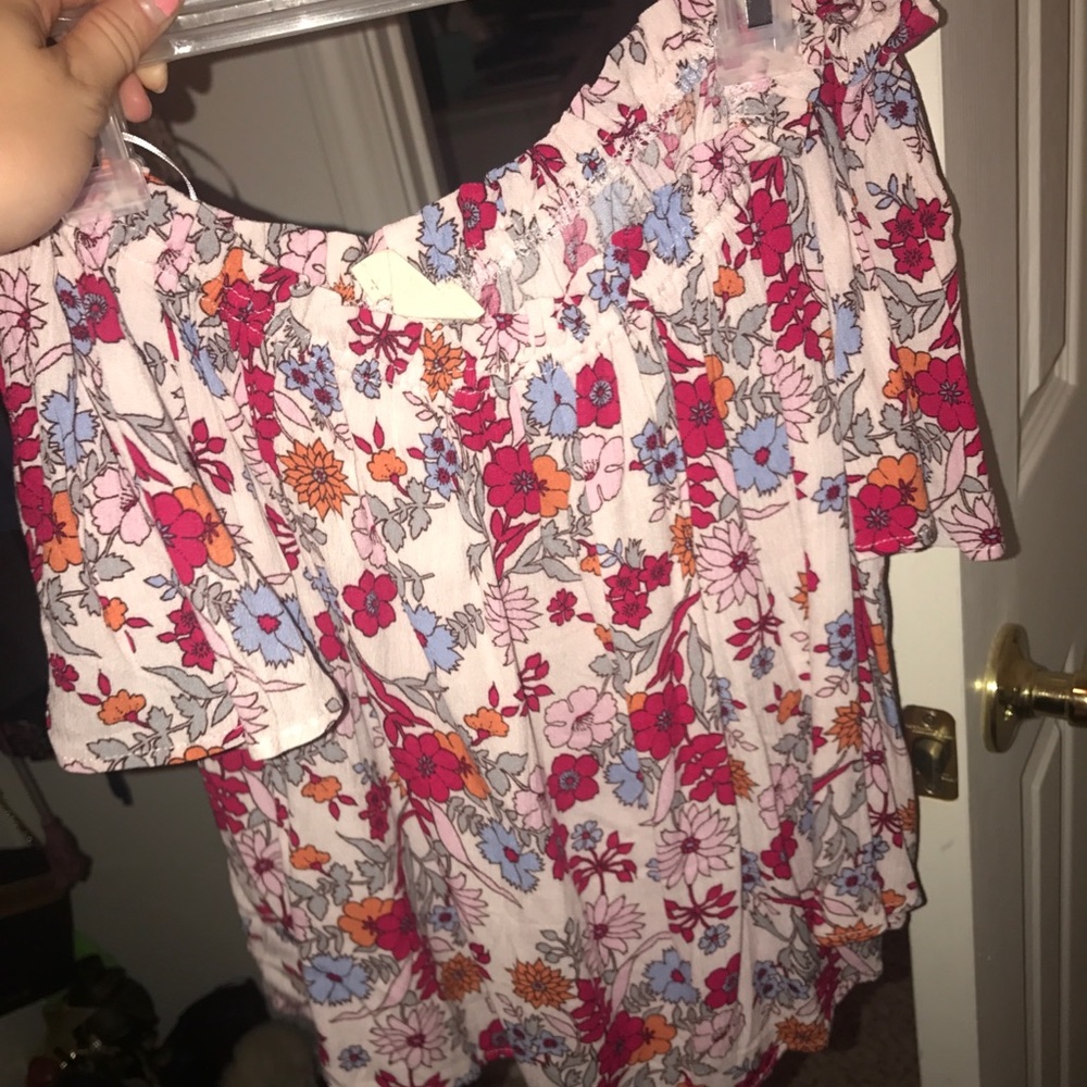 off the shoulder, shirt sleeve top