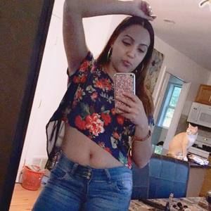 Meet your Posher, Alina