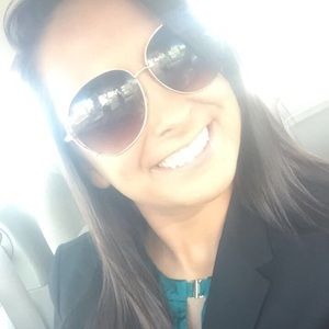 Meet your Posher, Michelle