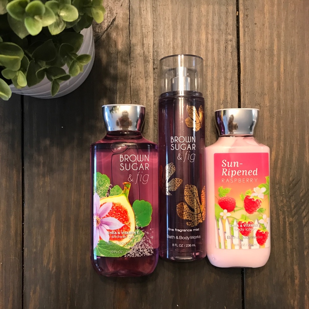 NWT! Bath & Bodyworks Set