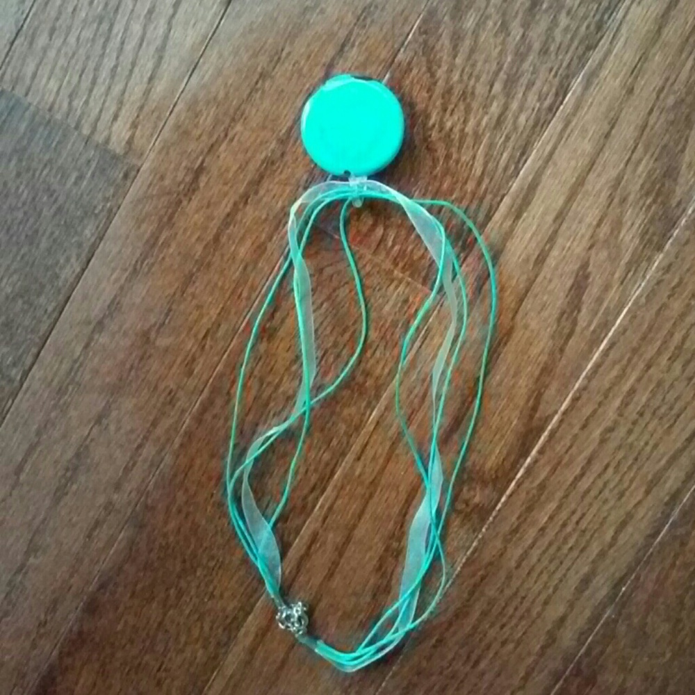 Necklace - Picture 2 of 4