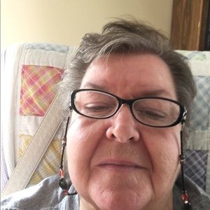 Meet your Posher, Della