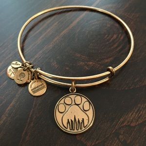 Alex and Ani Vintage Paw Print Charm Bangle - Gold