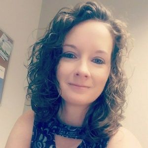 Meet your Posher, Constance