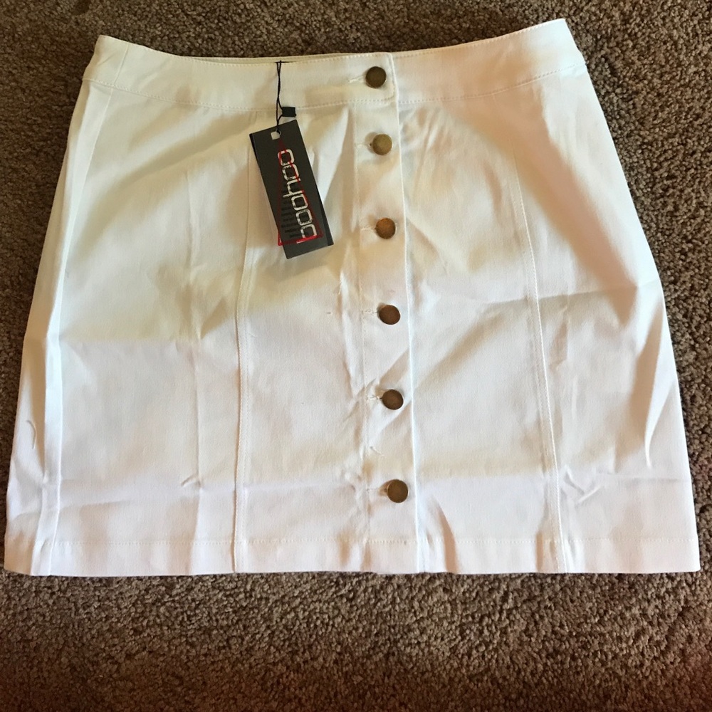 White denim button up skirt