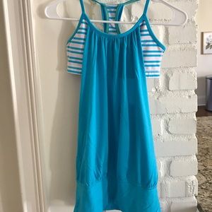 Lululemon tank size 4