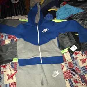 niketrack suit , nike jogger