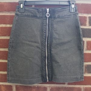 Faded Black Denim H&M Mini Skirt With Zipper NWOT