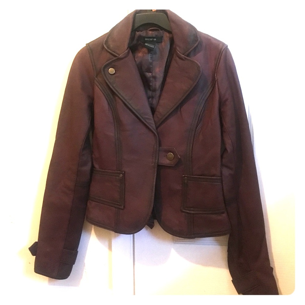 😍💋CUTE LEATHER JACKET