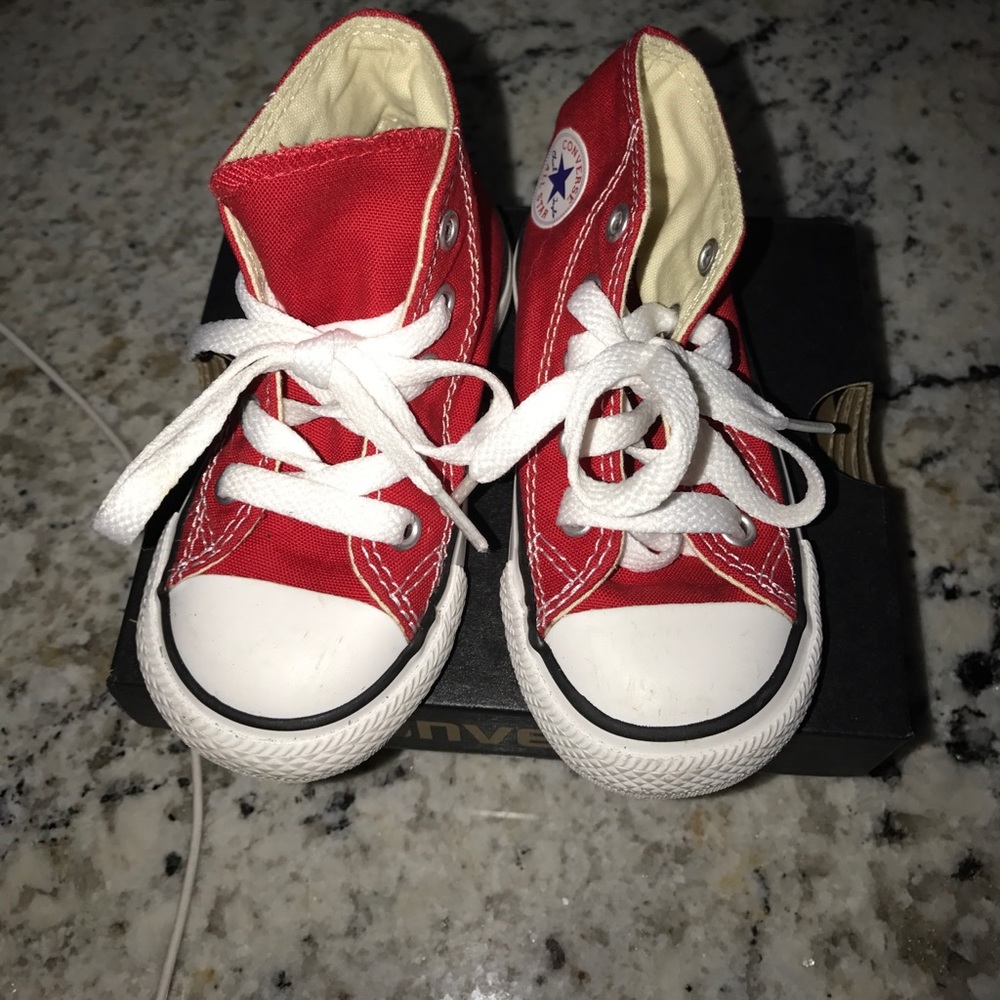 Kids converse