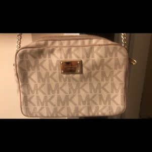 Michael Kors Crossbody Bag