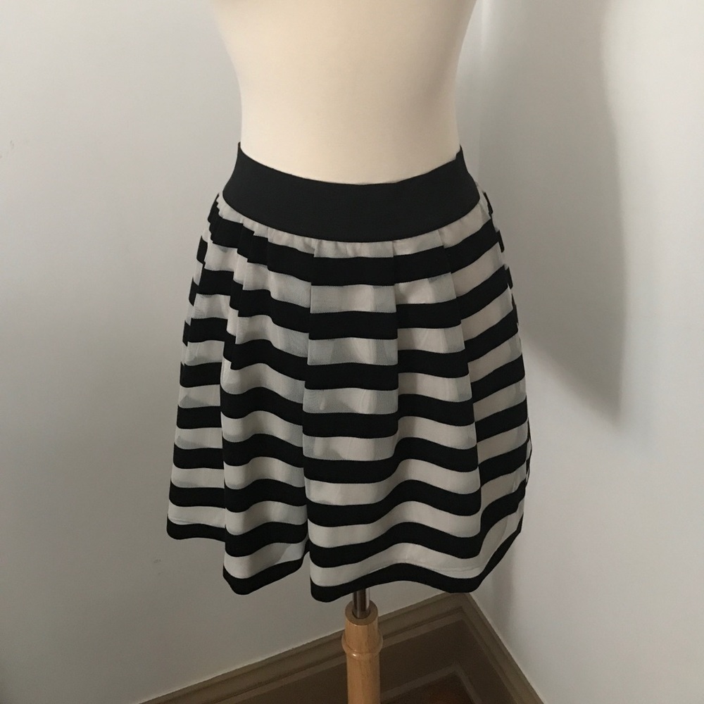 NWT South Moon Under skirt