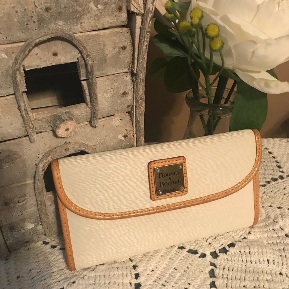 Authentic Dooney & Bourke Continental Clutch