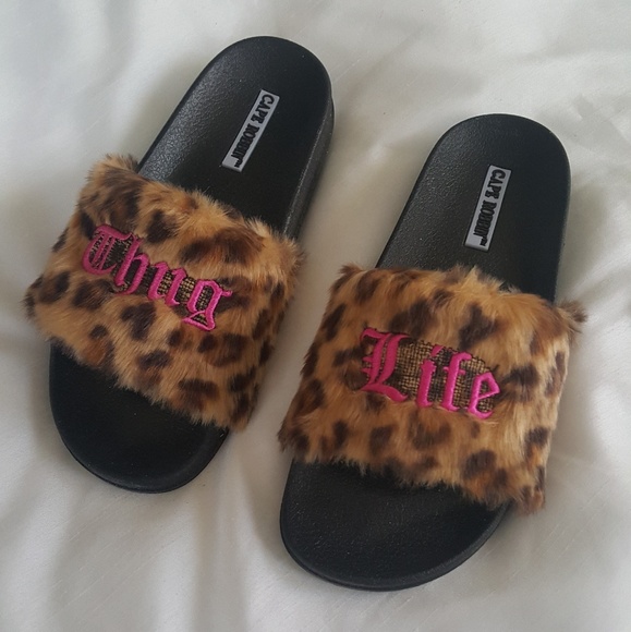🎉Price Drop🎉 Only Size 6 Left - Leopard Slides - Picture 2 of 4
