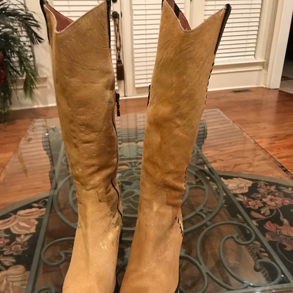 Donald Pilner Boots - Picture 2 of 8