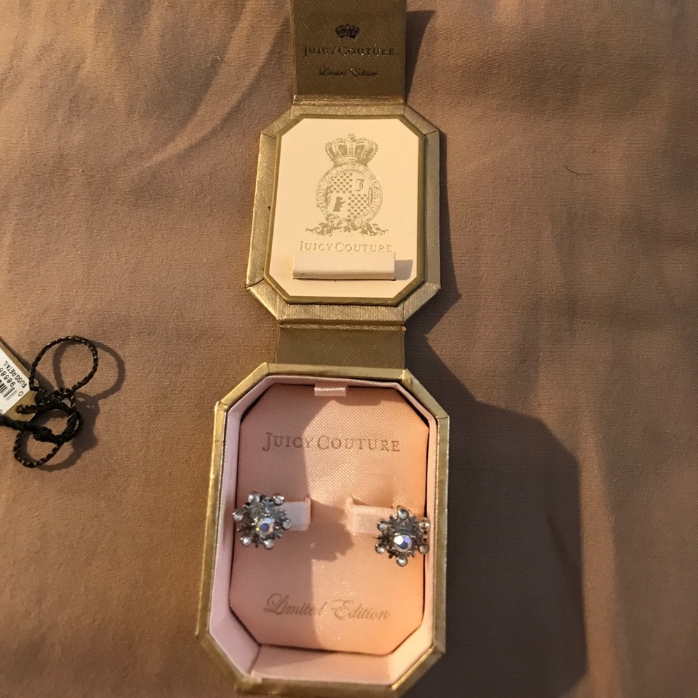 Earings