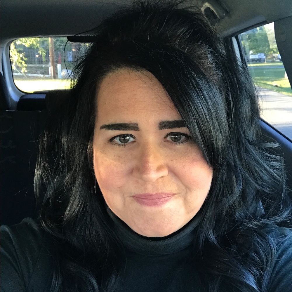 Meet your Posher, Amy