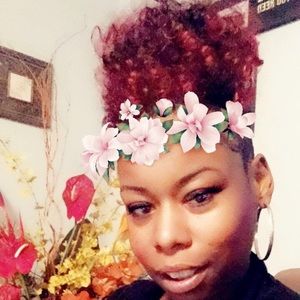 Meet your Posher, Arinda