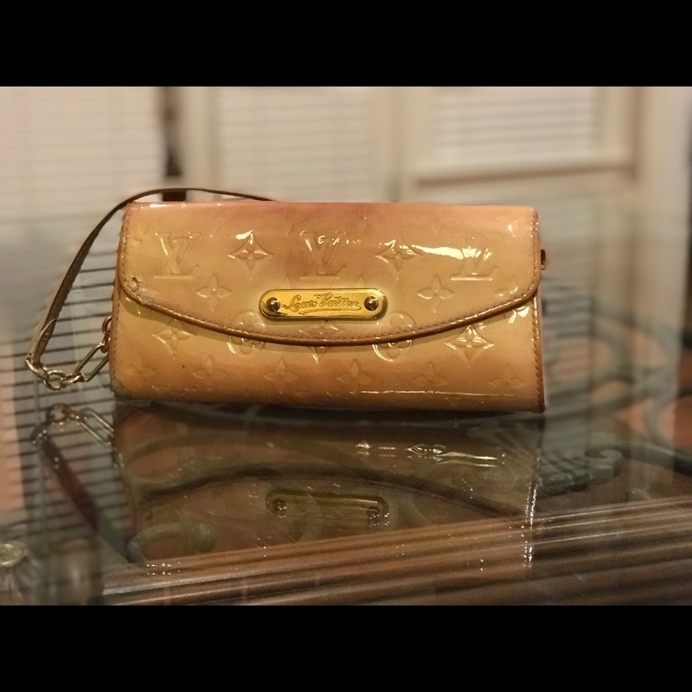 Authentic Louis Vuitton Clutch