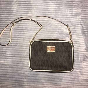 Michael Kors Jet Set Crossbody