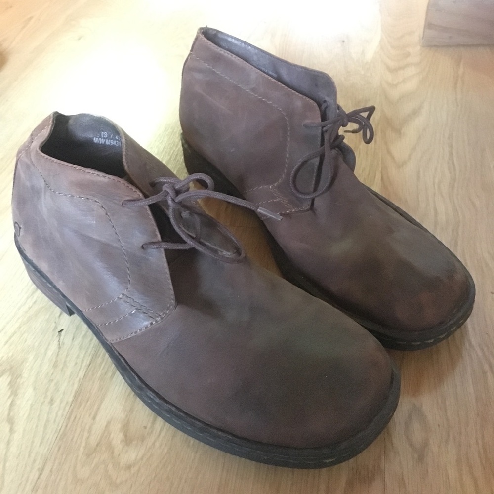 Born Men's Harrison chukka boot