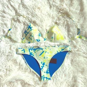 Triangl bikini; NWT