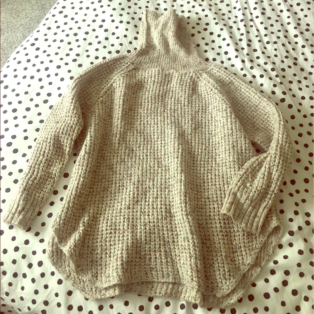 Free People Cozy Turtleneck Sweater 💛💛💛