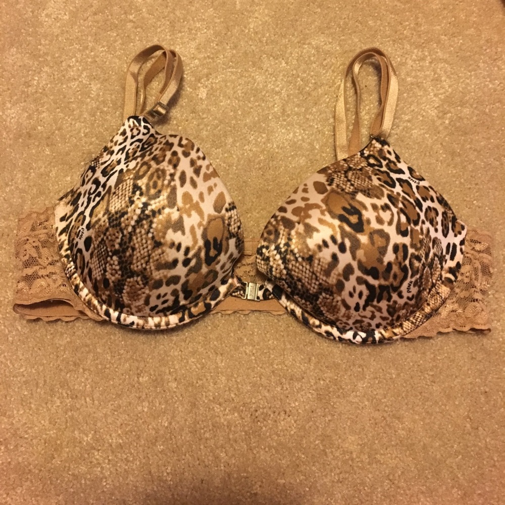 Victoria's Secret PINK bra