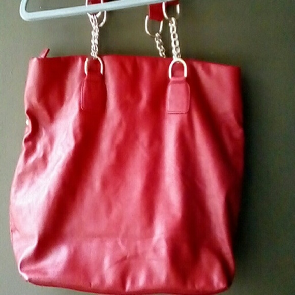 Red purse faux leather with studs - Picture 3 of 5