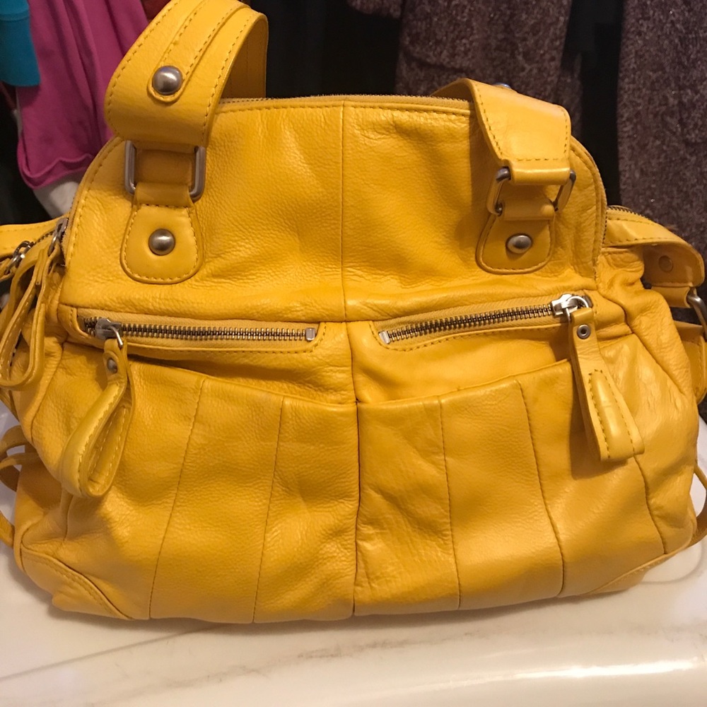 Michael Rome yellow leather shoulder bag. EUC
