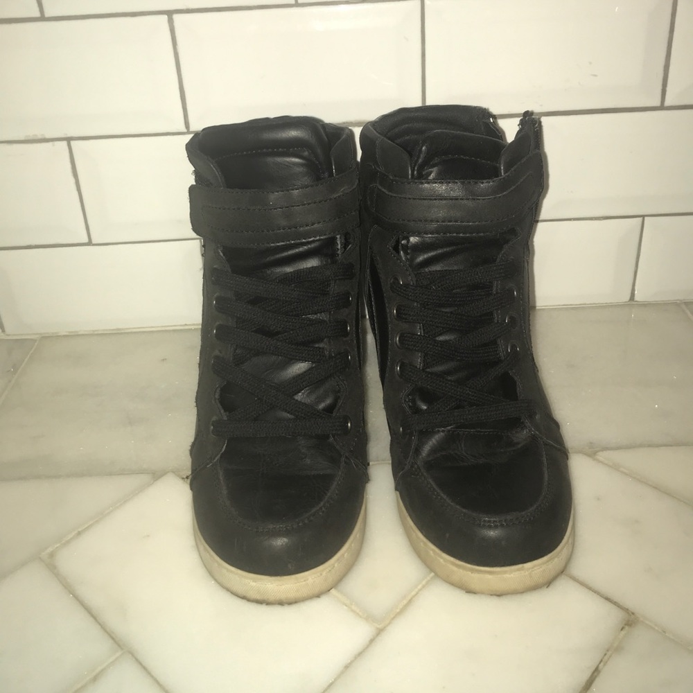 Candies wedge sneaker