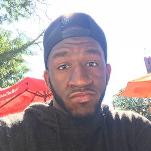 Meet your Posher, Justin