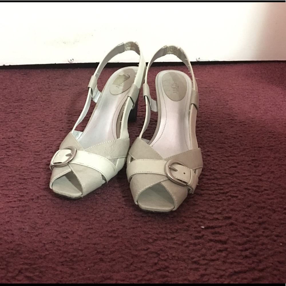 Beige Leather Peep Toe Slighbacks