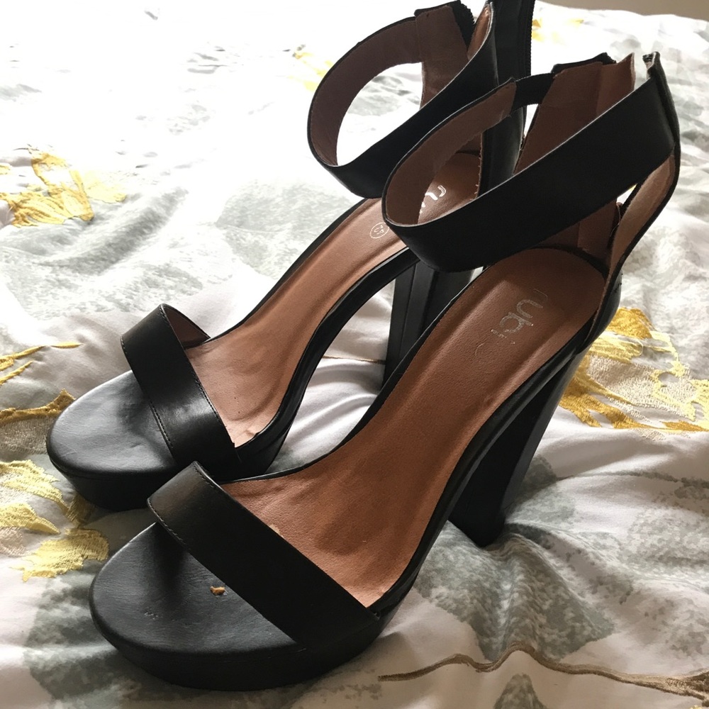 Black heels