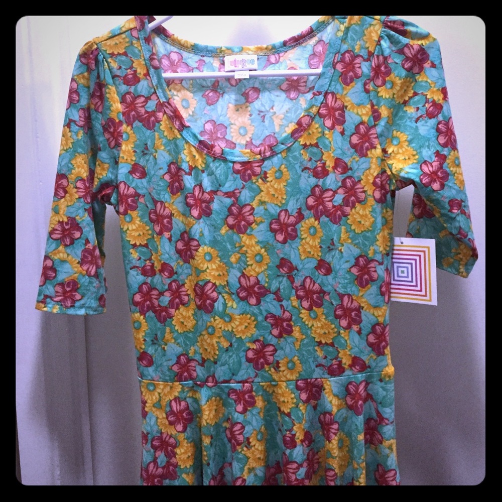 Lularoe Nicole floral dress