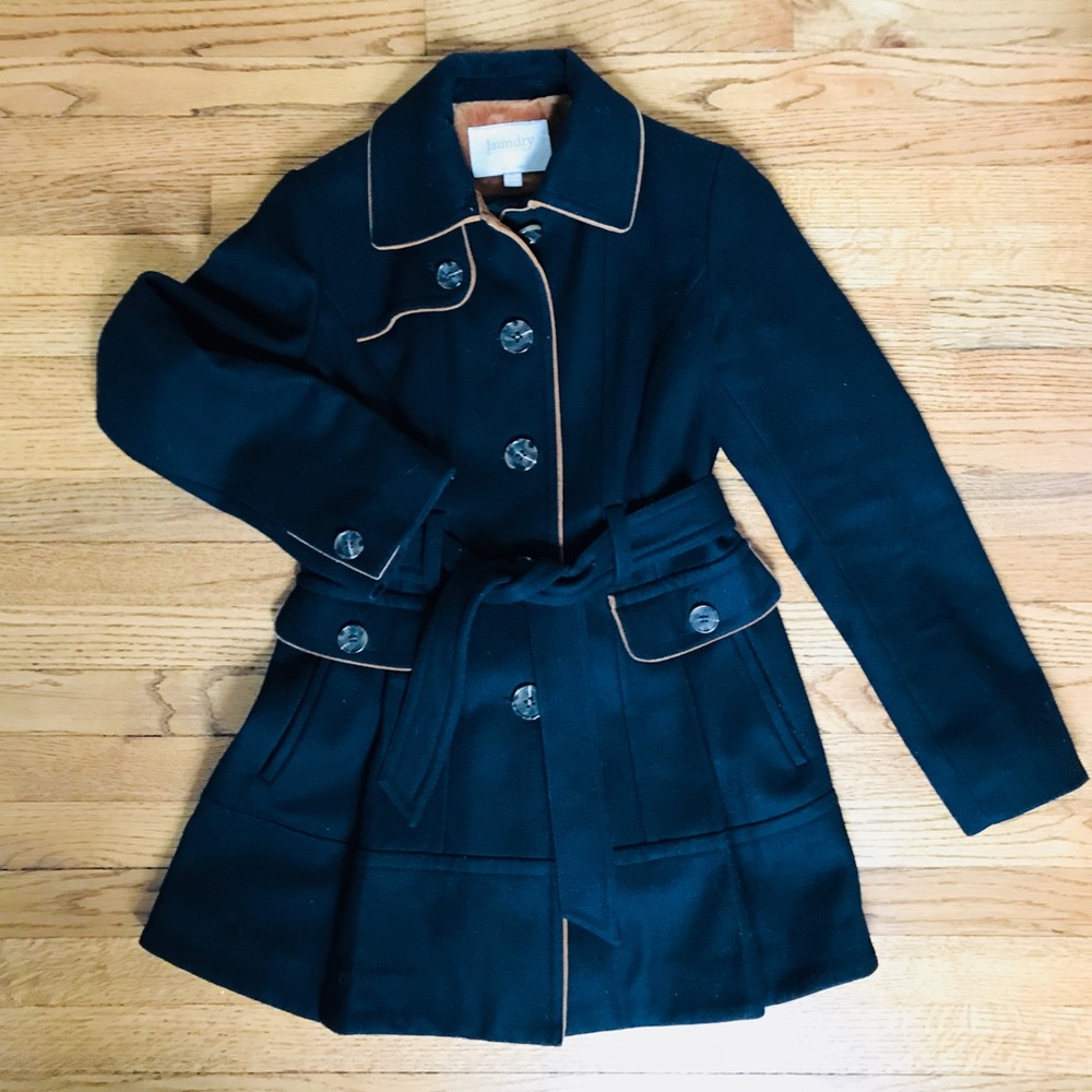 Wool Pea Coat with velvet detail