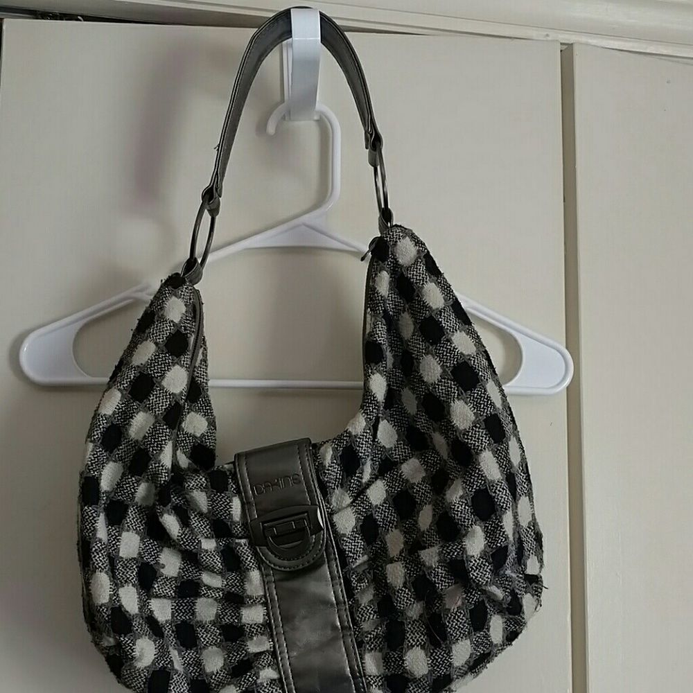 💮Dakine Purse 💮 Used ↪black gray and white