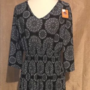 NWT Mountain Mamas Maxi Dress LG