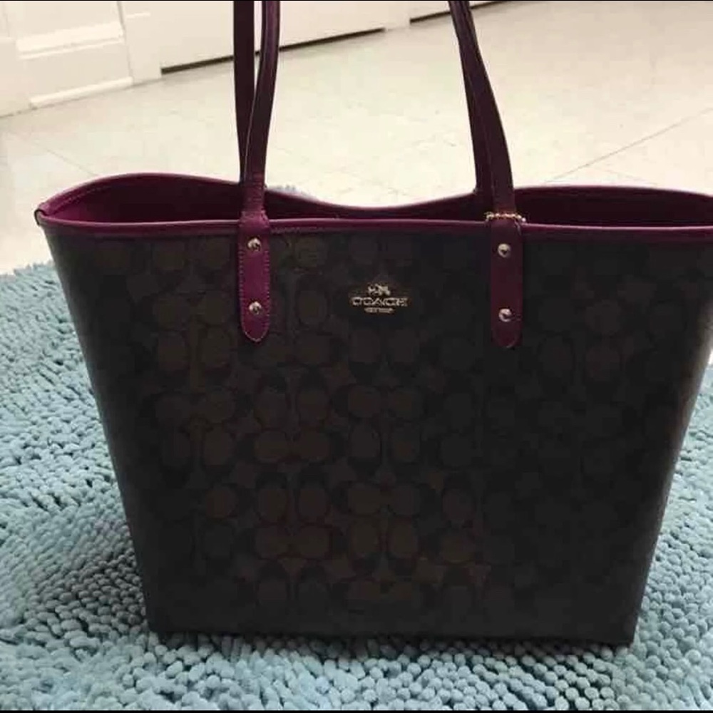 Coach Tote