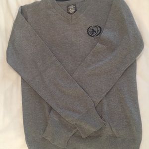 Boys V-neck sweater size13/14y