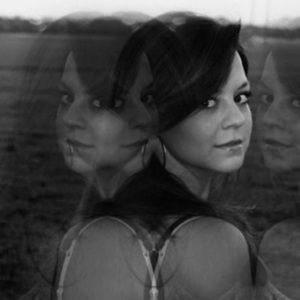 Meet your Posher, Hollie