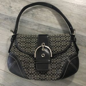 ✨Sale✨Coach Demi Purse