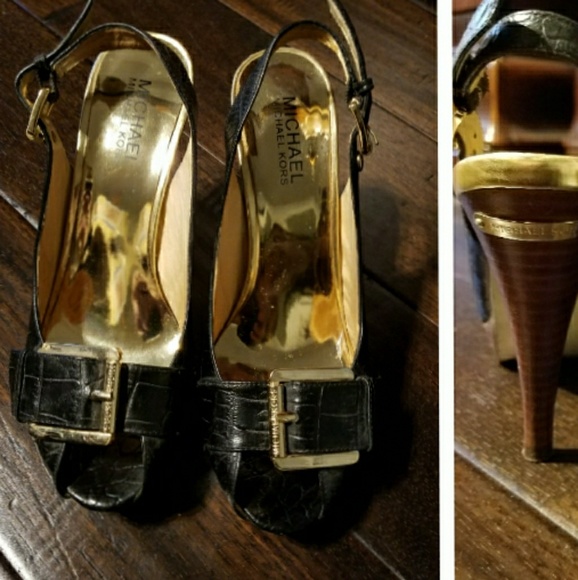 Micheal  Kors high heels. - Picture 1 of 3