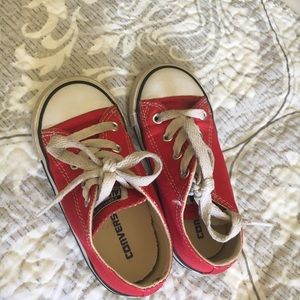 Red converse