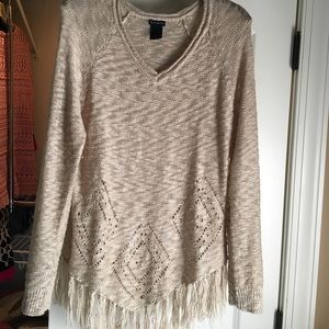 Sweater with fringe