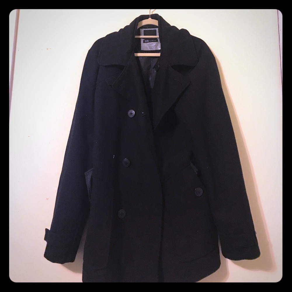 Black Zoo York Peacoat - Large (EUC)